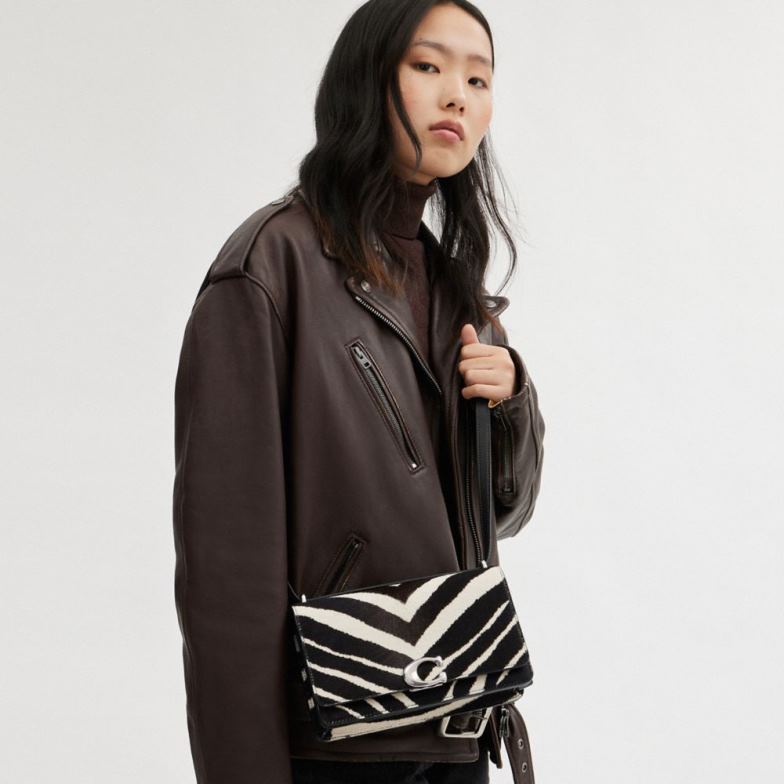 Coach femmes sac bandoulière bandit à imprimé zèbre gauche/zèbre HHR6J1